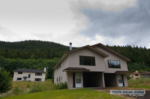 Канадский город-призрак застывший в 80-х