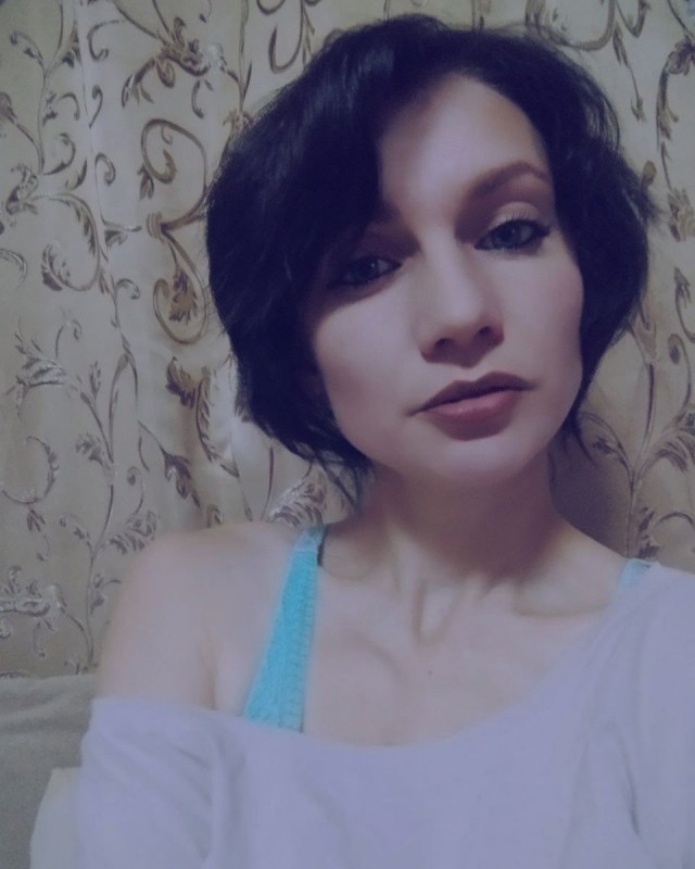 Девушки в поиске большой и чистой любви