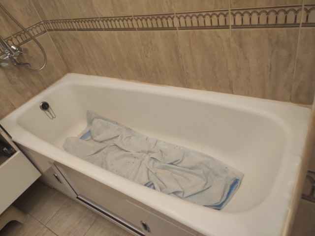 Замена бордюра в ванной. Из цикла "Как вкрутить лампочку"