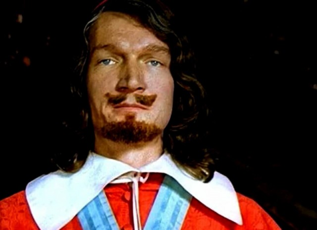 В свободное время он вместе с женой путешествует. Как живёт и выглядит Александр Трофимов