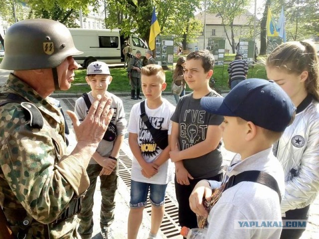 Дети вне политики, говорили они...