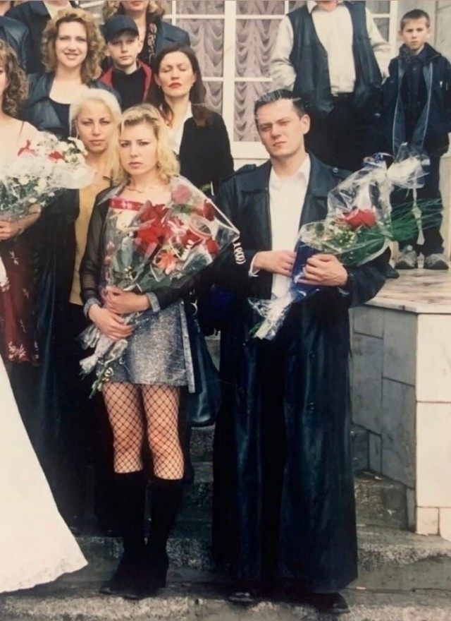 Девчата из 90-х и 00-х