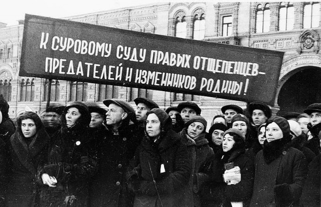 Депутат Госдумы Гурулев призвал возродить в РФ понятие «Враг народа» и вернуть сталинские репрессии.