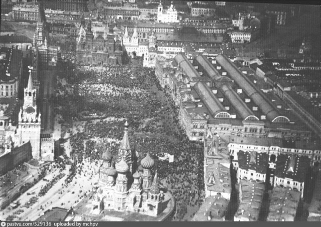 Москва 1910-х в фотографиях: от большой деревни до столицы новой советской страны
