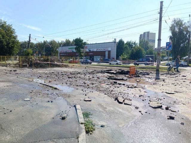 В Новосибирске взрыв трубы