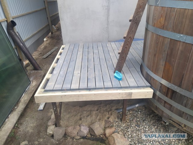 Веранда в курятник своими руками