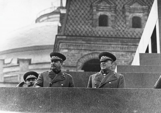 Фотографии из прошлого нашей страны – 123