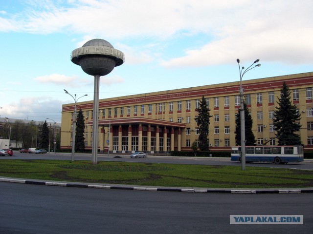 Какие прозвища дают памятникам в России
