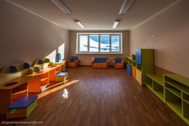 Как и чем живут наши на Шпицбергене в Баренцбурге