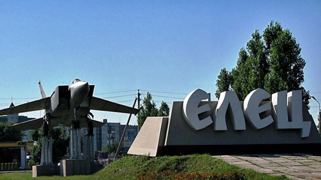 Советские стелы городов