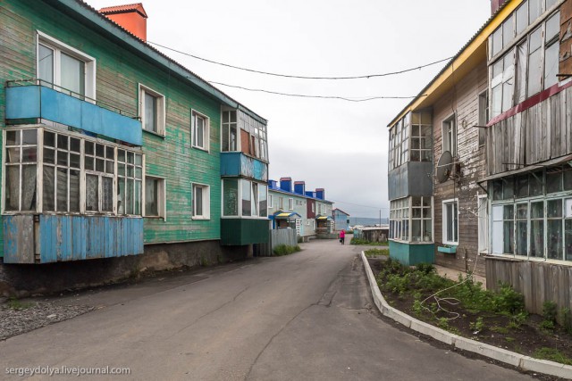 Курильск — российский город на "спорном острове"