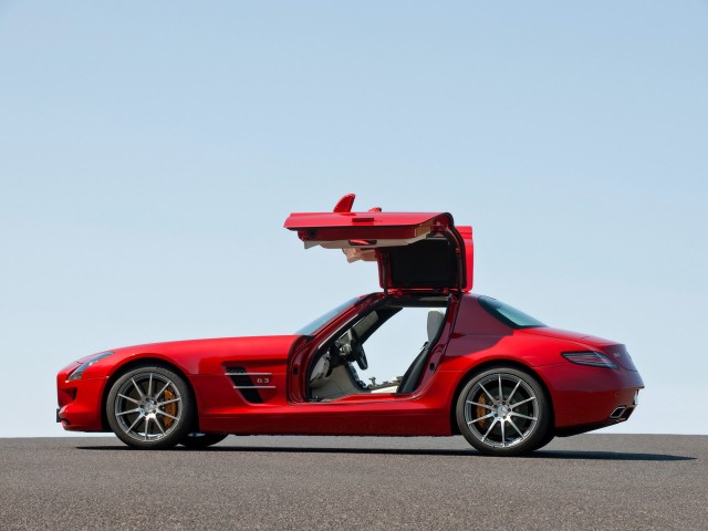 Mercedes-benz Sls Amg 2010(20 фотообоев)