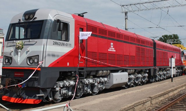 Самый скоростной электропоезд СССР. ЭР200