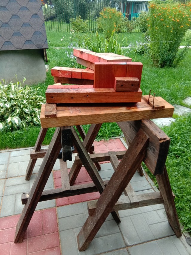 Ступеньки к беседке