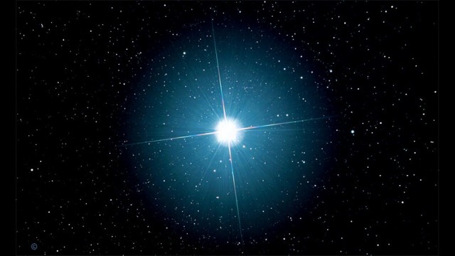 Звезда, бросившая вызов общепринятому возрасту Вселенной
