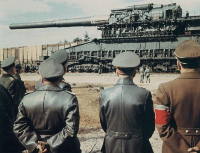 Немецкая самоходка Panzerhaubitze 2000 (PzH 2000). Что это такое?