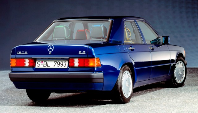 40 лет Mercedes-Benz 190