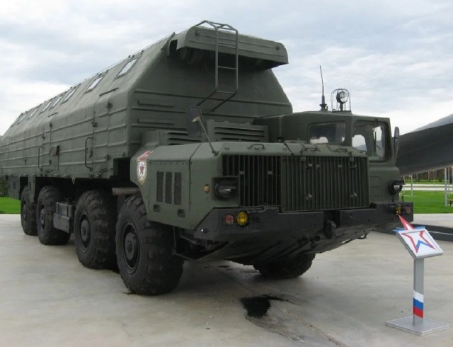 «Ураганная» столовая. Мобильный пункт питания на ракетовозе МАЗ-543