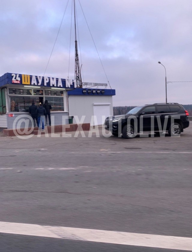 В Питере вместо поста ДПС открыли закусочную