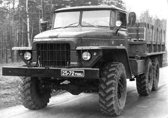 Урал 375