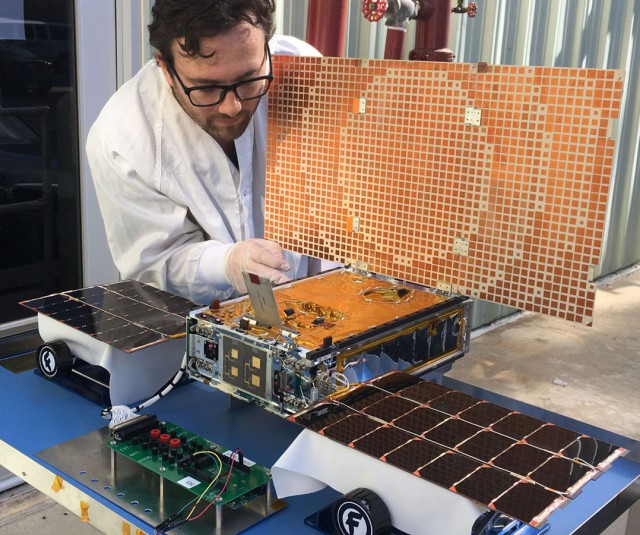 Американский корабль InSight садится на Марс: прямая онлайн-трансляция