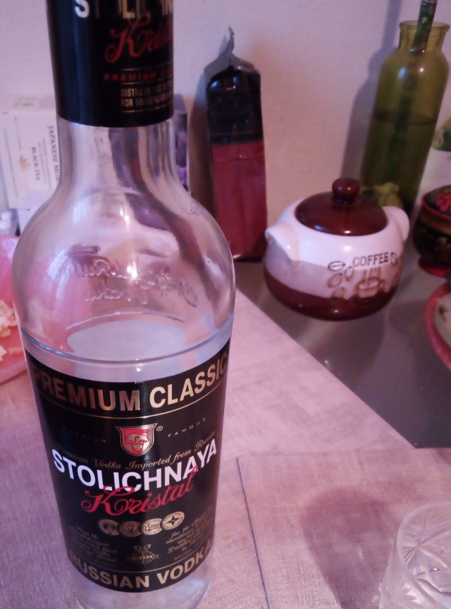⚡️Бывшие акционеры ЮКОСа добились ареста брендов водки Stolichnaya и Moskovskaya через суд в Нидерландах