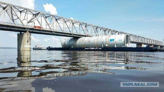 Операция по доставке колонны пиролиза на площадку строительства Амурского ГХК