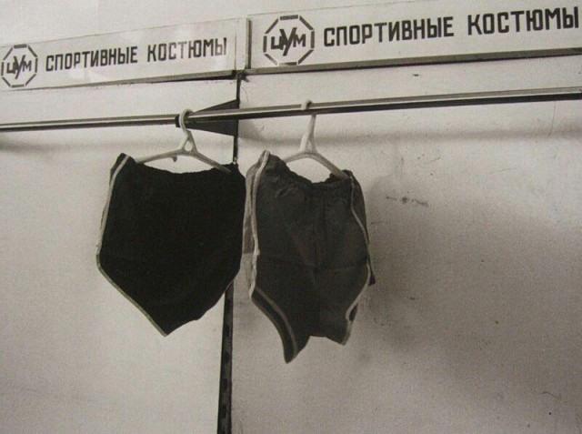 У нас некоторые девчонки в 7 классе выглядели на 20+