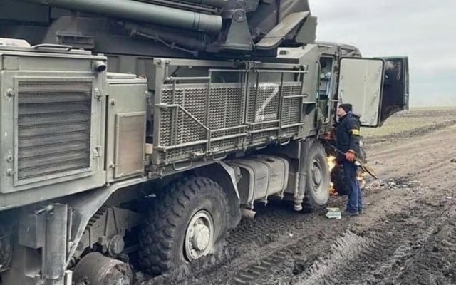 СМИ: в зону спецоперации направили новейшие танки «Прорыв-3»