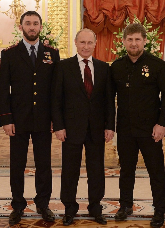 Ситуация продолжает накаляться: прокуратура Азербайджана возбудила дело "по факту пыток и умышленного убийства с особой жестокостью бандитов в Екатеринбурге