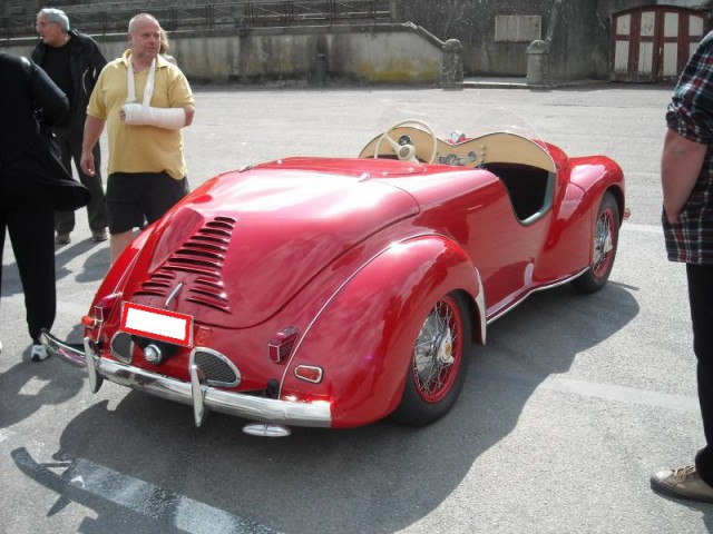 Игра на ЯПе: Угадай АВТО-9