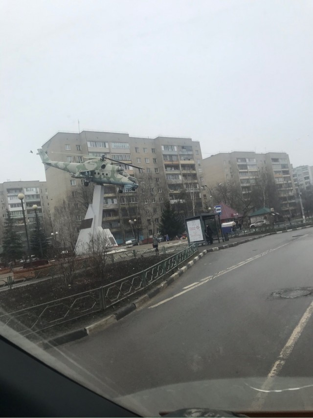 Советские монументы и уличные памятники