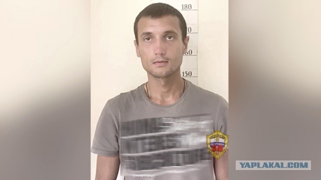 Эпичная драка из-за бутылки вина произошла в центре Москвы