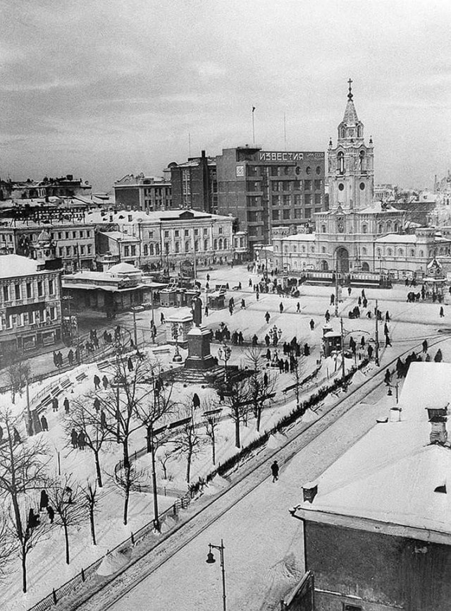 Москва и москвичи. Двадцатый век. 28.03.25