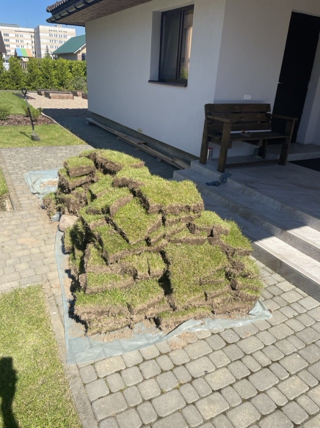 А не прикрутить ли к бане бассейн ?