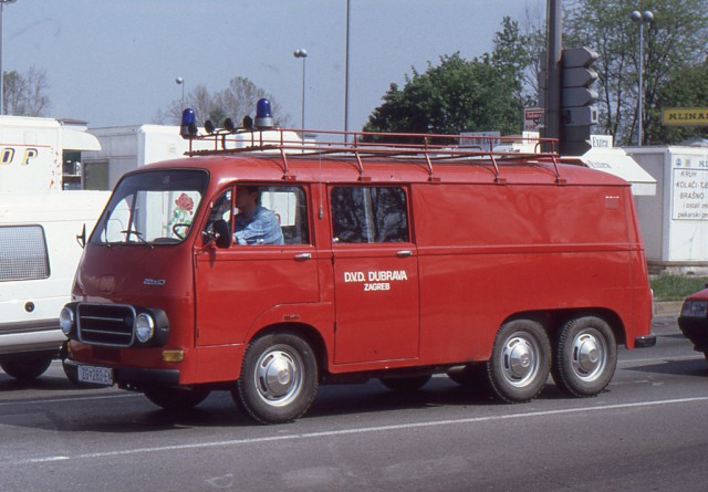 Игра на ЯПе: Угадай АВТО-9