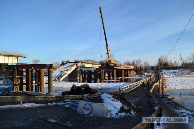 Обрушился мост в Архангельской области