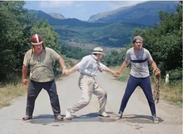 Немец посмотрел "Кавказкую пленницу". Есть вопросы