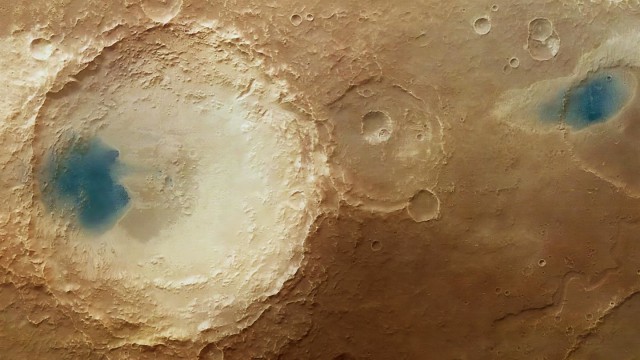 "Третий" спутник Марса
