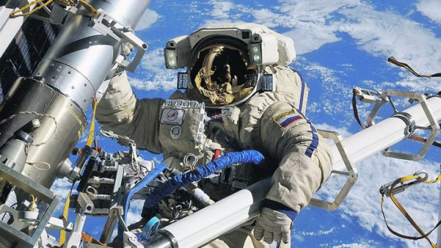 Китайский космический аппарат впервые в истории человечества успешно сел на обратную сторону Луны