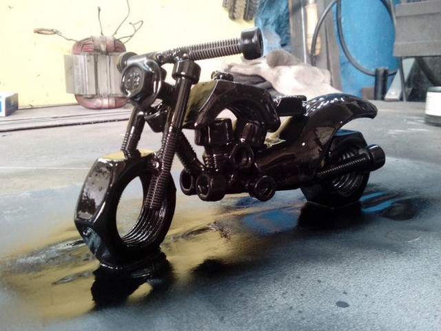 Чем занимаются слесаря, в свободное от работы время