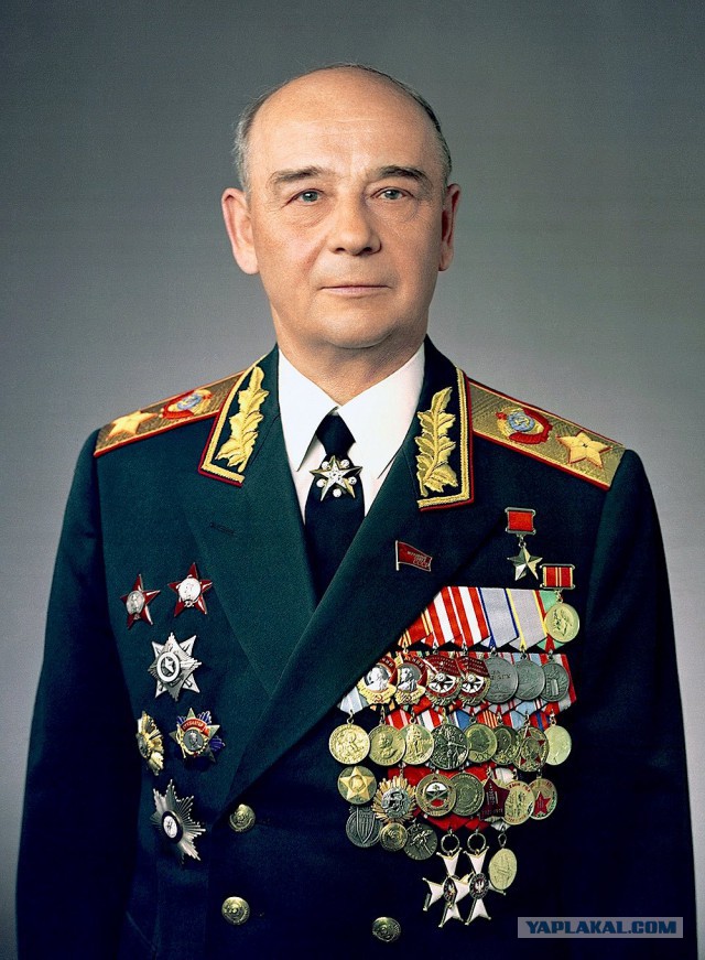 Шойгу. Правда о никогда в армии не служившем министре обороны.