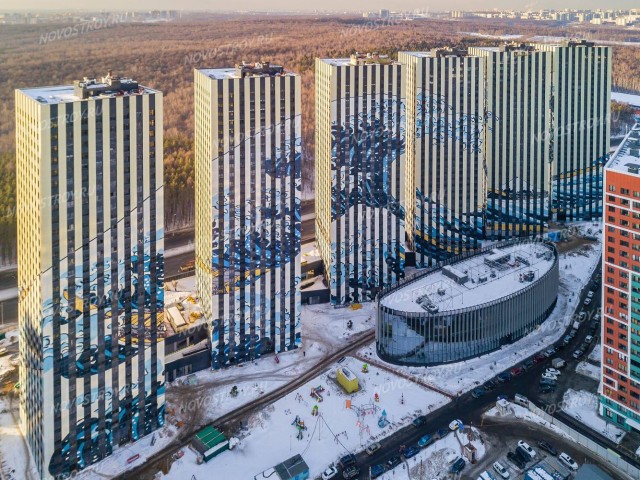 Очереди на общественный транспорт в Восточном Бутово в Москве