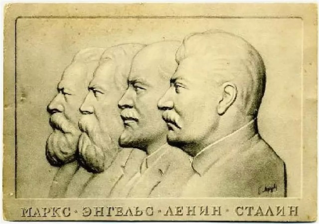 На Марсе обнаружен гигантский памятник Ленину