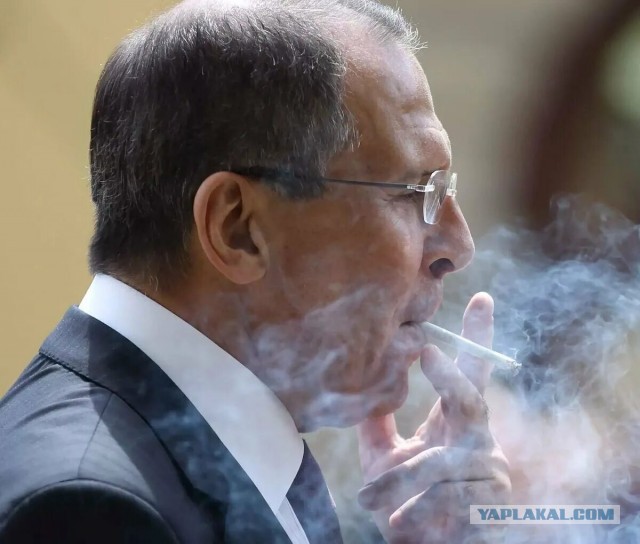 Интересно... А Штирлица уже запретили к показу по ТВ ?