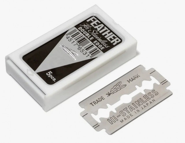 Китайцы, ну что вы там такое курите? За 240 рублей на год хватает!