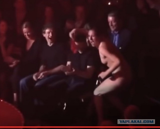 Фокус без трусов, одно видео