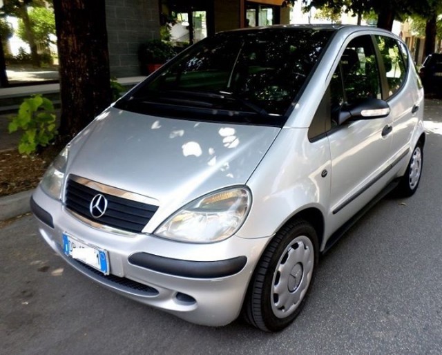 Авто за 2000$ у нас и на загнивающем западе