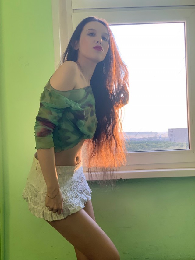 Девушки в миниюбках