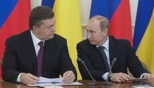 Януковича привезли в Минск, чтобы объявить президентом